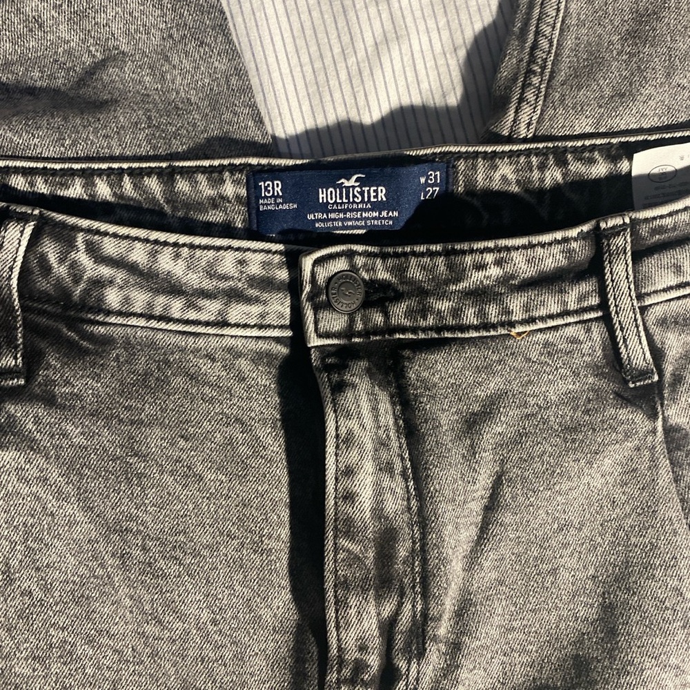 Hollister Mom Jeans